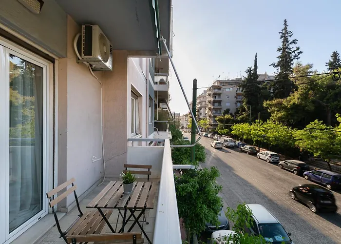 Pangrati Gardens Apartment By Athenian Keys